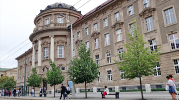 Polonya Poznan Tıp Üniversitesi