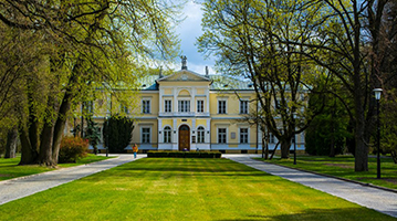 Polonya Yaşam Bilimleri Üniversitesi